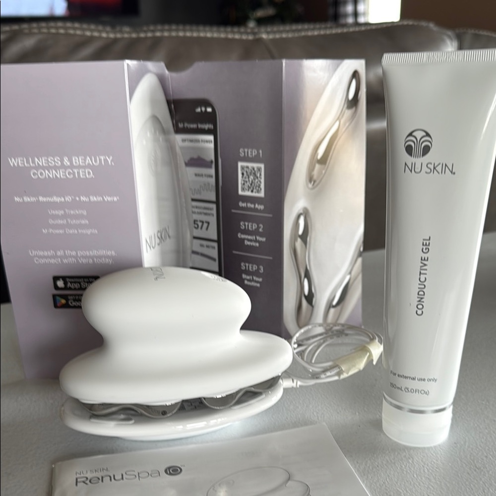 Skin Conductive Gel - White and Nuskin renuspa.